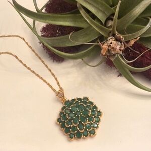 Green floral statement pendant necklace, gold‑tone — NWT